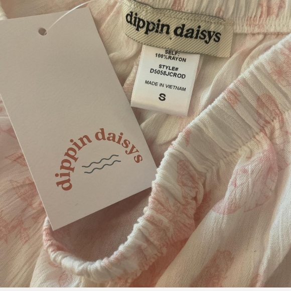 NWT Dippin’ Daisy's Flowy Butterfly Cover Up Pants - Picture 3 of 3